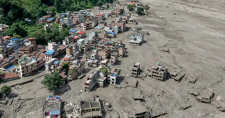 নেপাল-তিব্বত সীমান্তে ভয়াবহ বন্যায় নিহত ৯৫, নিখোঁজ ৩৮৪ পর্যটক